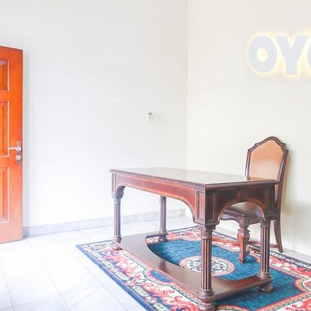 Oyo 2196 Ss Homes Джакарта Екстериор снимка