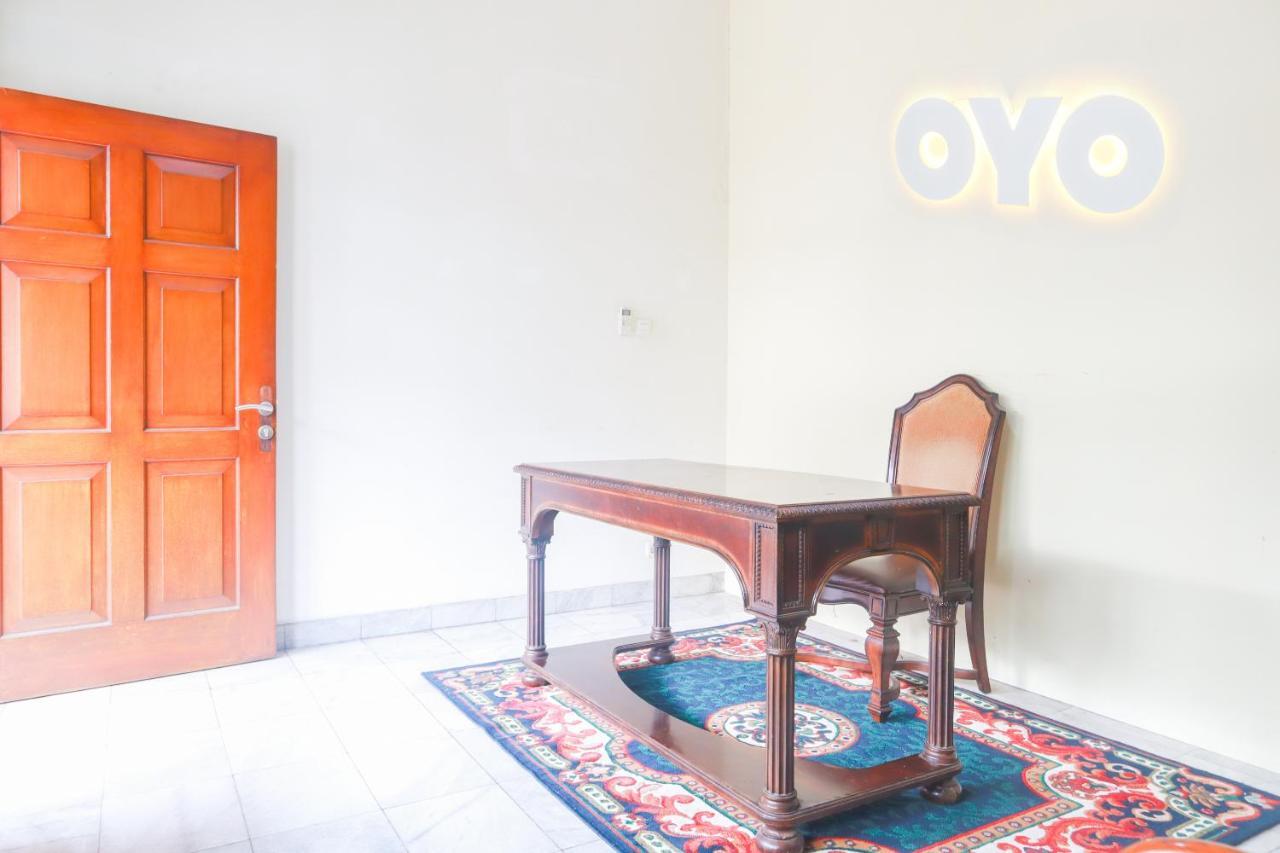 Oyo 2196 Ss Homes Джакарта Екстериор снимка