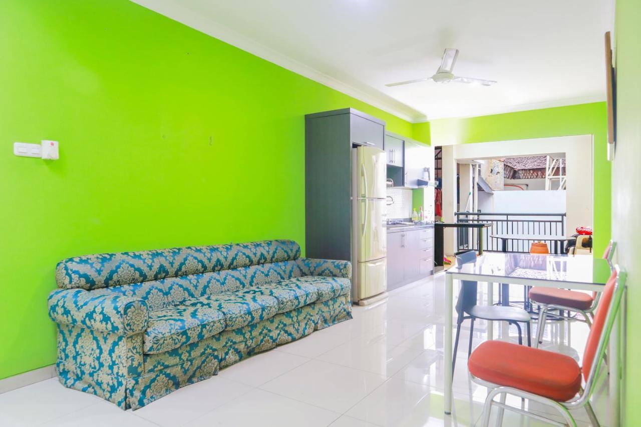 Oyo 2196 Ss Homes Джакарта Екстериор снимка